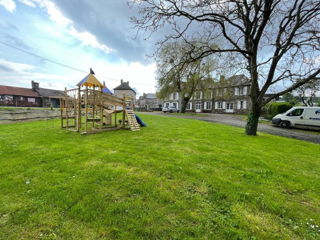 La Maison Des Amis En Normandie Pontfarcy エクステリア 写真