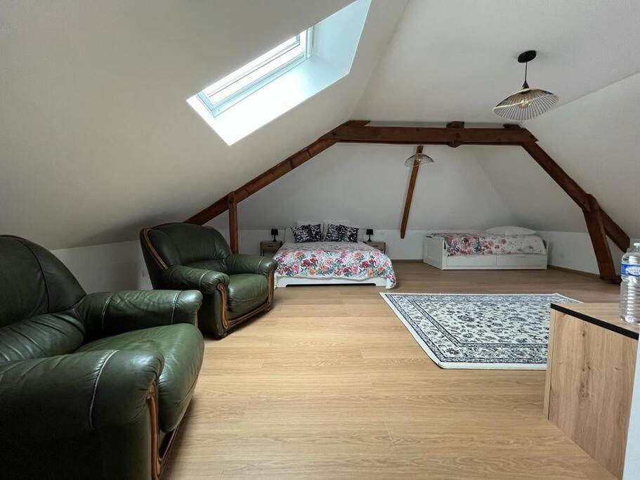 La Maison Des Amis En Normandie Pontfarcy エクステリア 写真